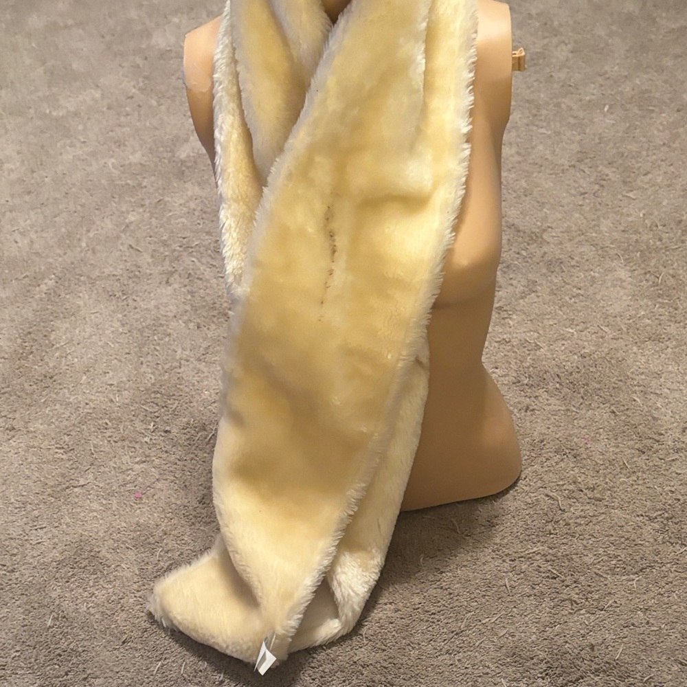 Neck Works Elegant Cream Faux Fur Scarf Made in USA
